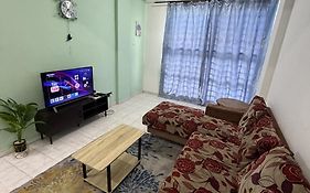 Blissful Breeze 4 Rooms By Ezyhome Melaka